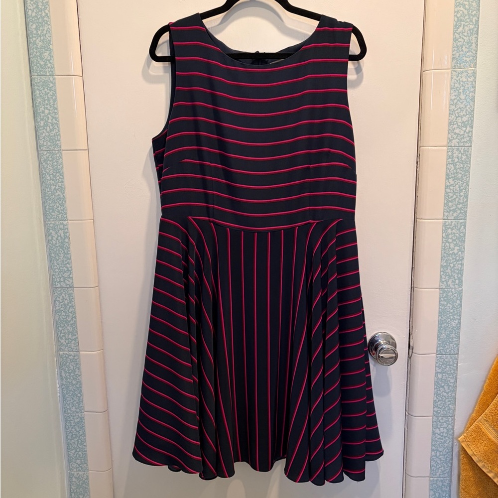Cremieux Striped Sleeveless Dress - Pink and Navy Blue, size 14